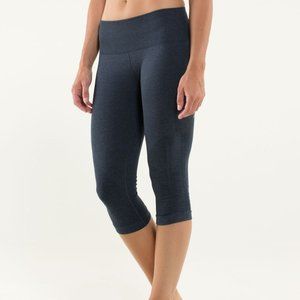 NEW LULULEMON In The Flow Crop Blue Inkwell Gray 4